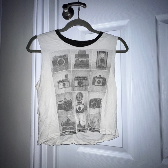 Brandy Melville Cameras Crop Tank Top - Picture 1 of 2